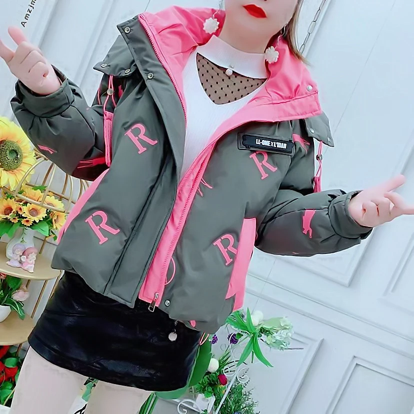 独特漂亮短款连帽棉服毛衣冬季流行超好看别致时尚字母印花外套女