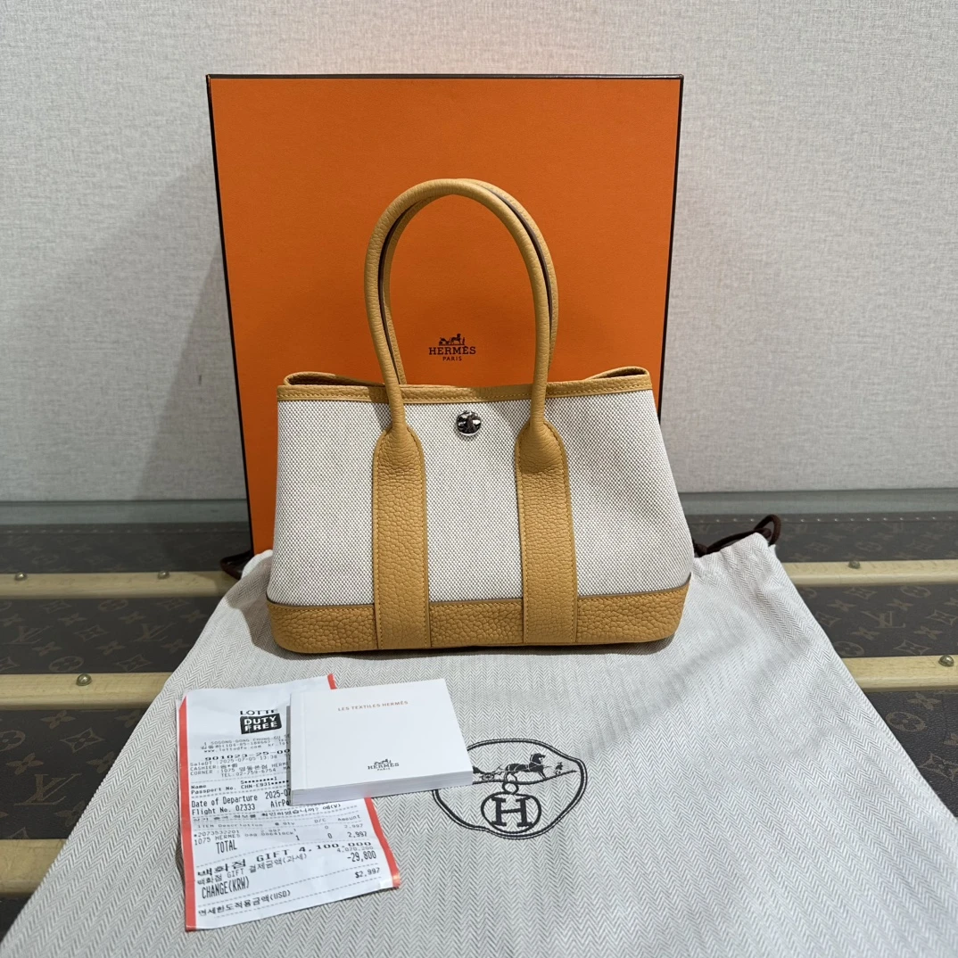 95新 Hermes/爱马仕 沙滩金帆布拼皮mini花园23手提包 05072
