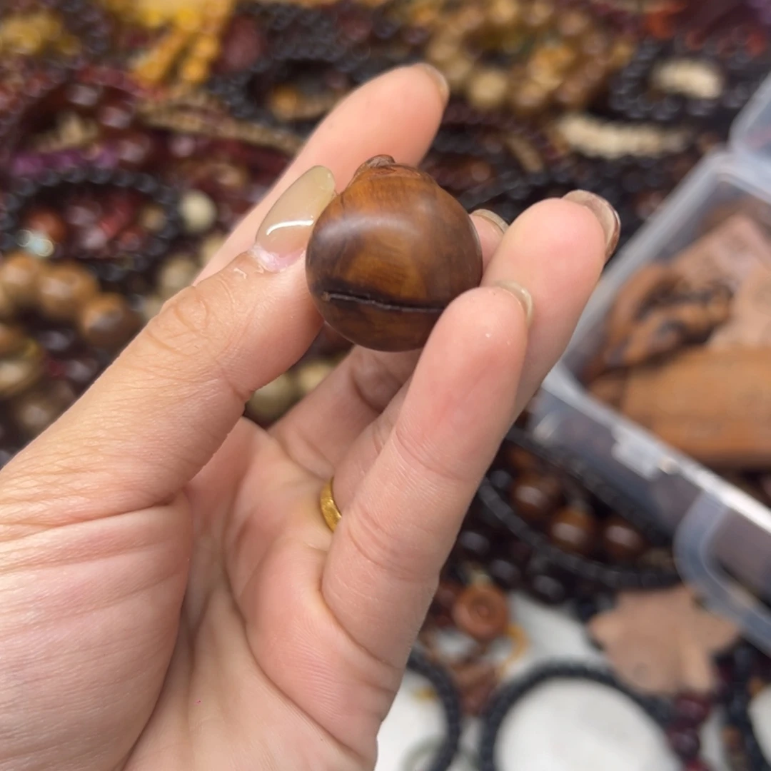 维腊木（绿檀）无事牌