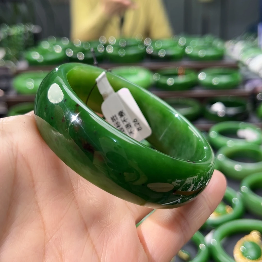 未镶嵌手镯和田玉（碧玉）