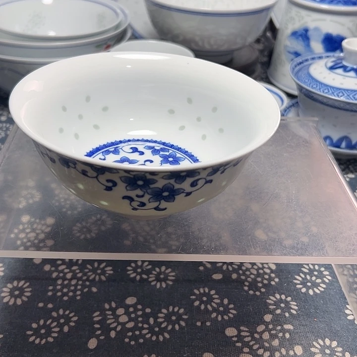 陶青花玲珑的5寸紫荆花饭碗无边