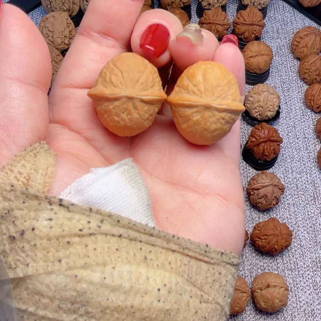 文玩核桃把件木鱼元宝