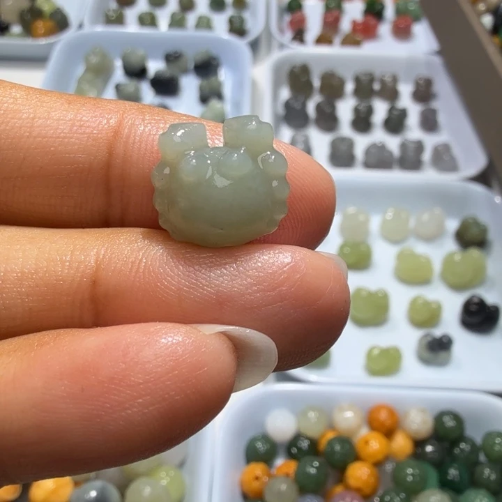 未镶嵌和田玉珠宝半成品