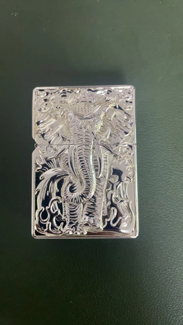 佐罗盔甲大象煤油打火机