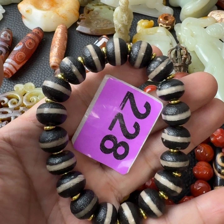 未镶嵌玛瑙/玉髓珠宝半成品