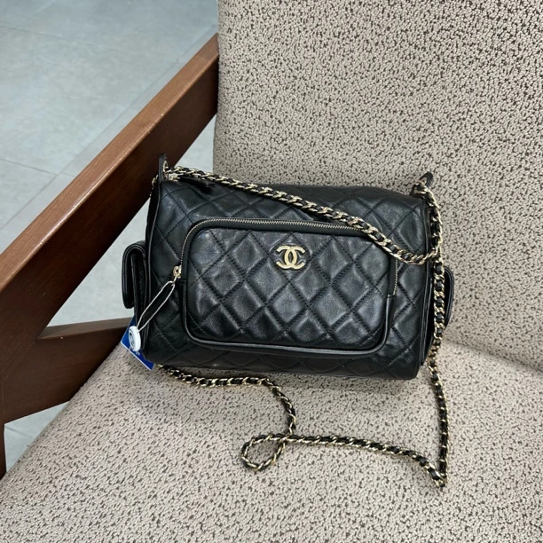 99新 Chanel/香奈儿 大号黑色相机包羊皮 US592346