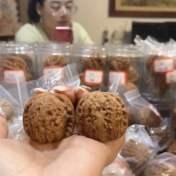 文玩核桃吊坠九**…38血麒麟有修