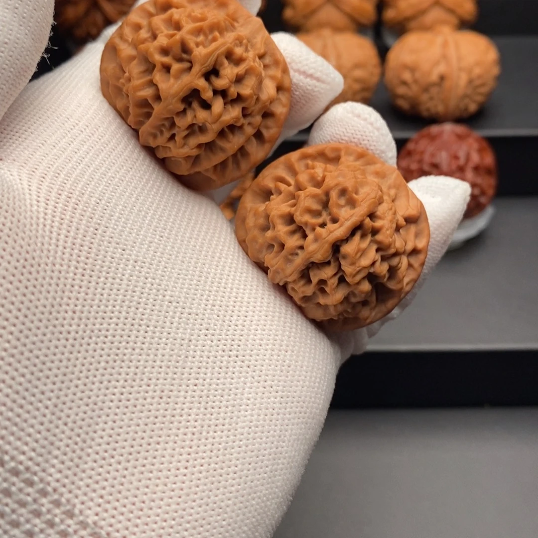 文玩核桃吊坠39秦闷A368