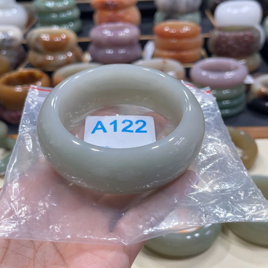 石英岩玉手镯未镶嵌,*青