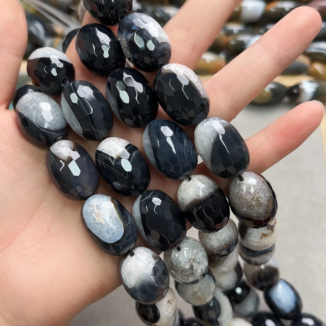 玛瑙/玉髓未镶嵌珠宝半成品18×25共生玛瑙枣珠切一条