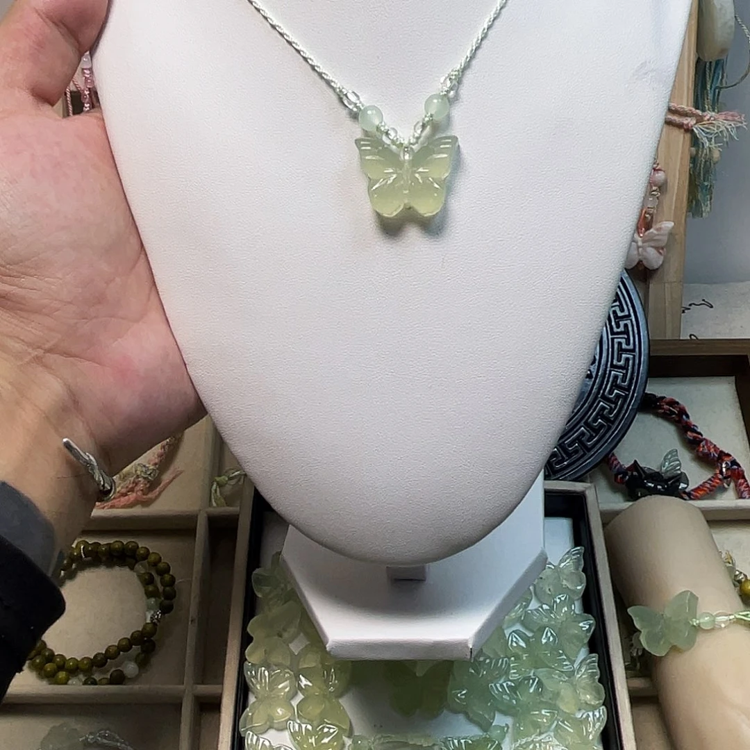 蛇纹石玉合金颈饰