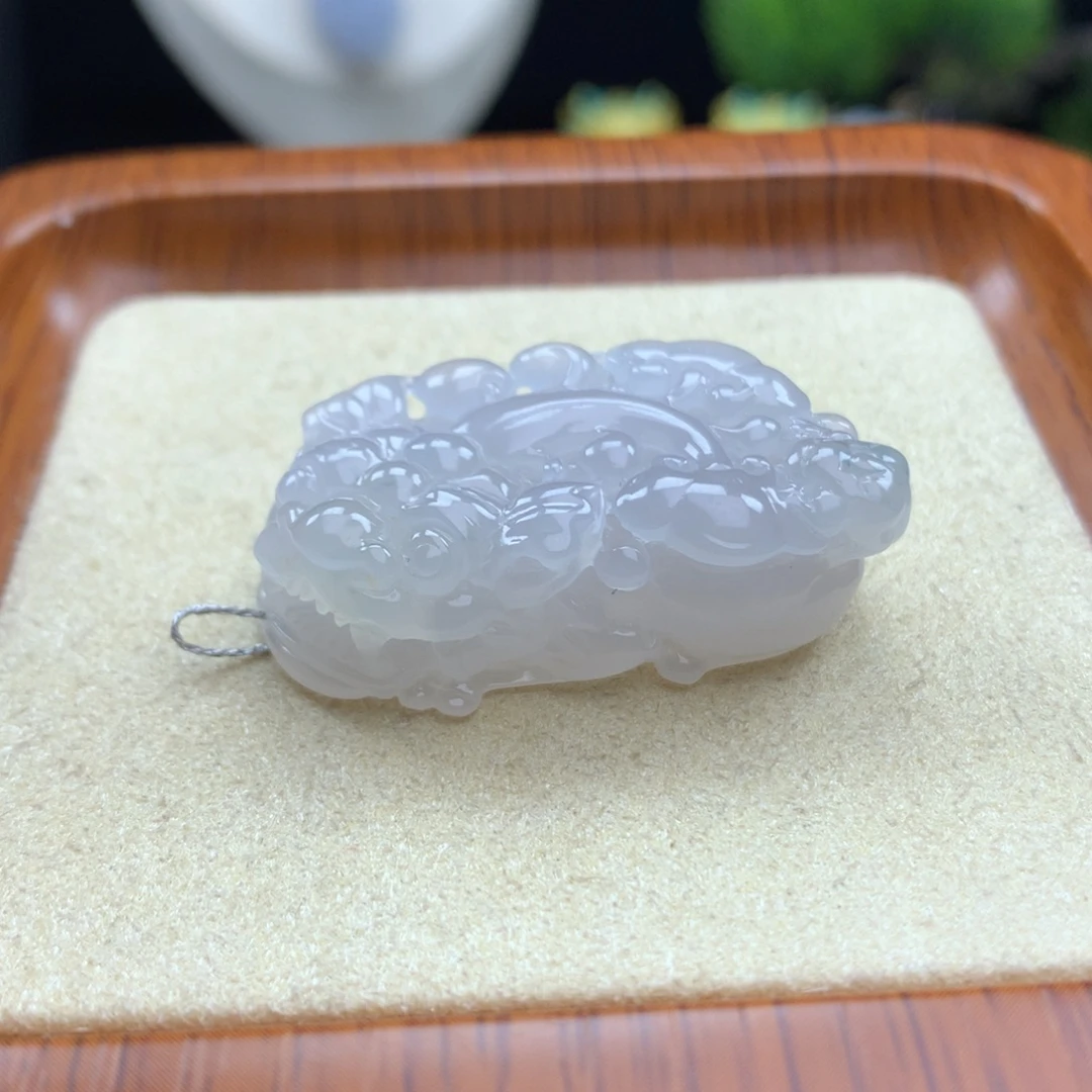 翡翠未镶嵌颈饰29