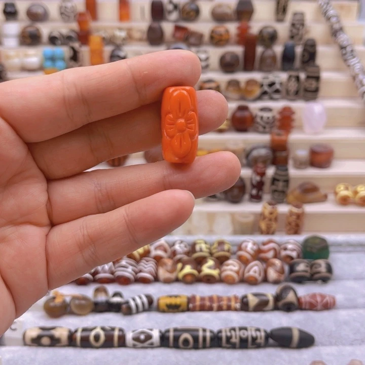 合金颈饰玛瑙/玉髓