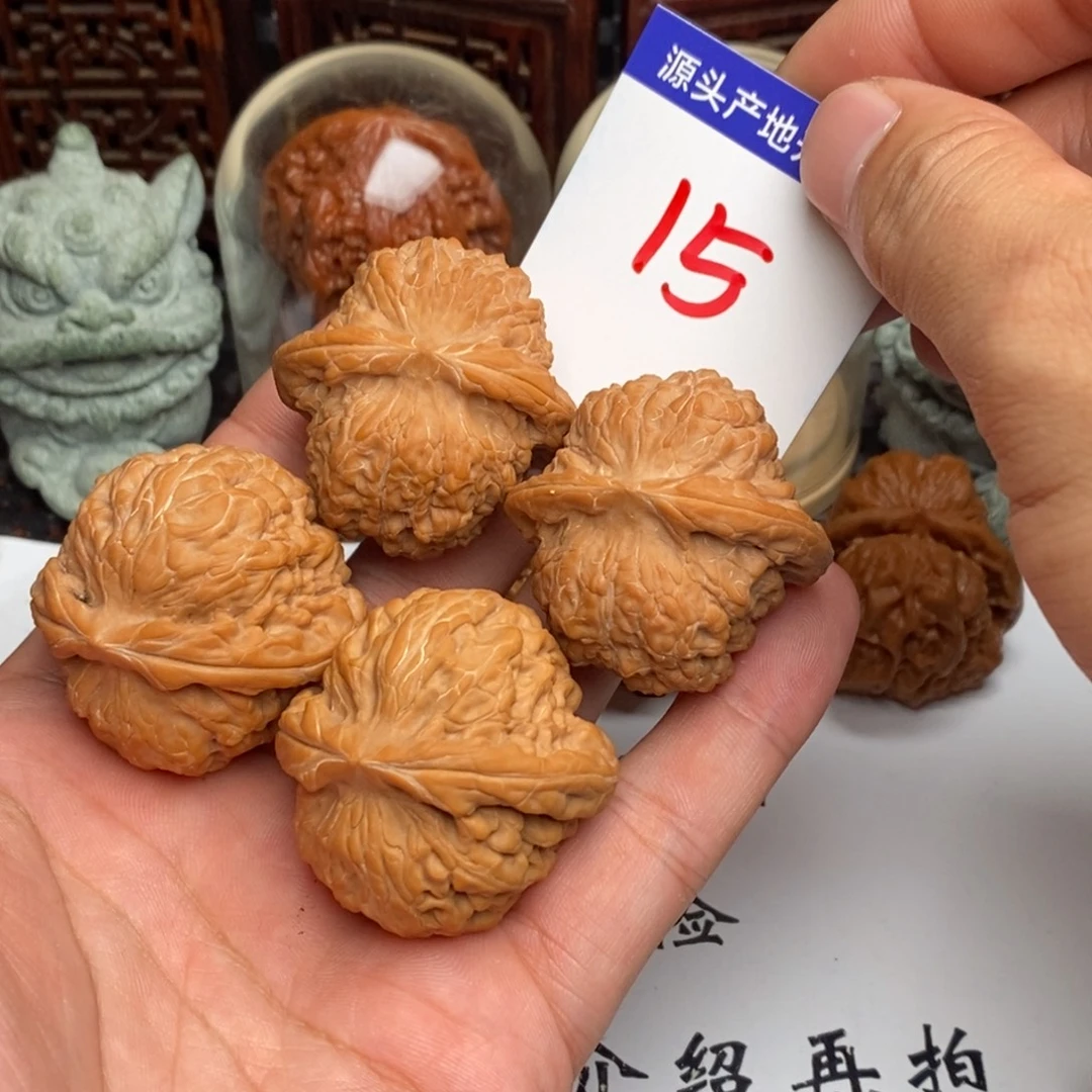 未***央吊坠文玩核桃核桃