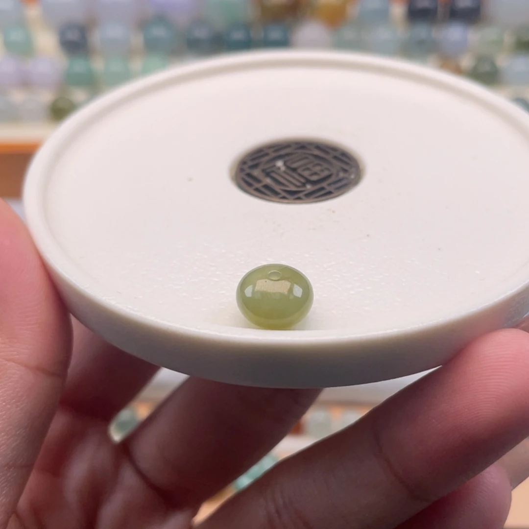 未镶嵌定制翡翠天然缅甸翡翠a货秋香黄鼓珠9,1×5.9