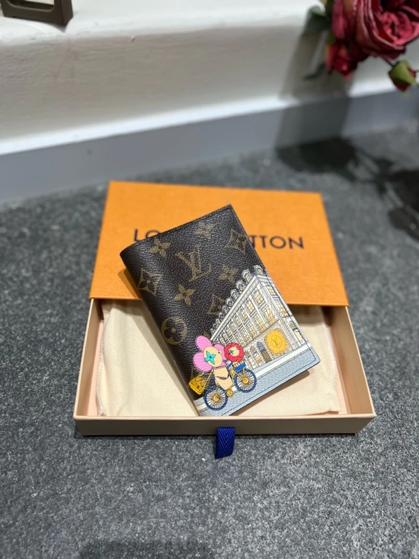 95新 LouisVuitton/路易威登 定金98新 限量款涂鸦村上隆联名卡包