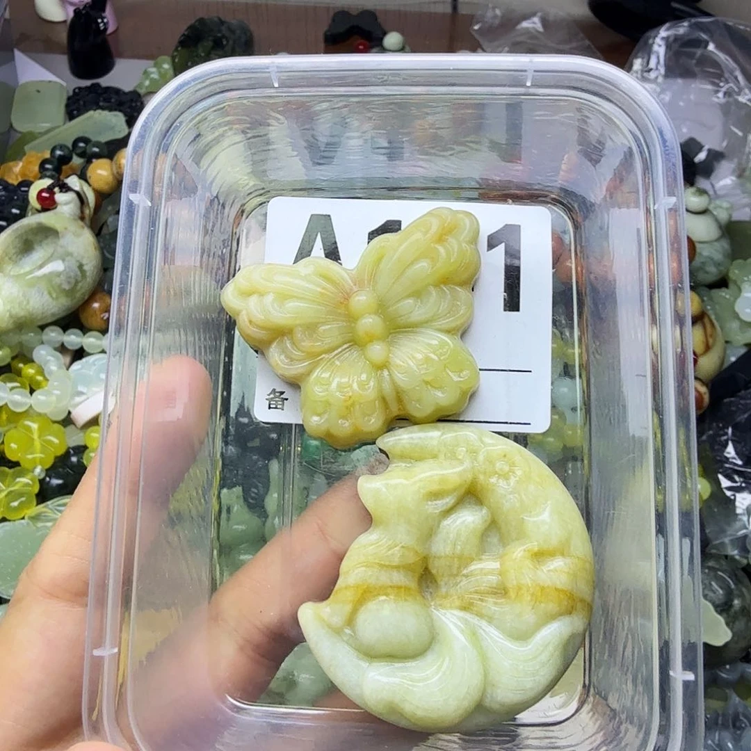 蛇纹石玉合金颈饰