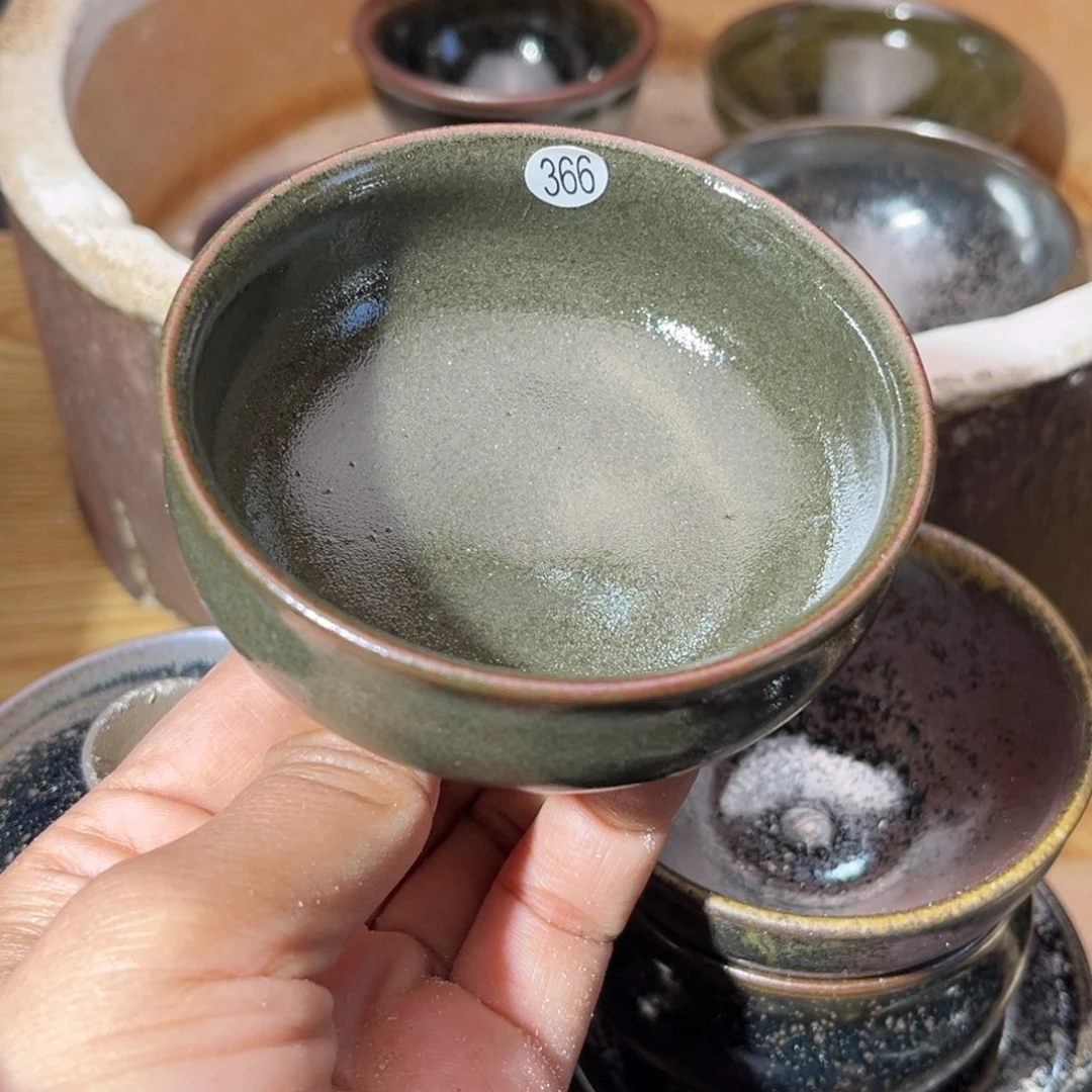 茶盏义兴龙窑坚持真柴烧