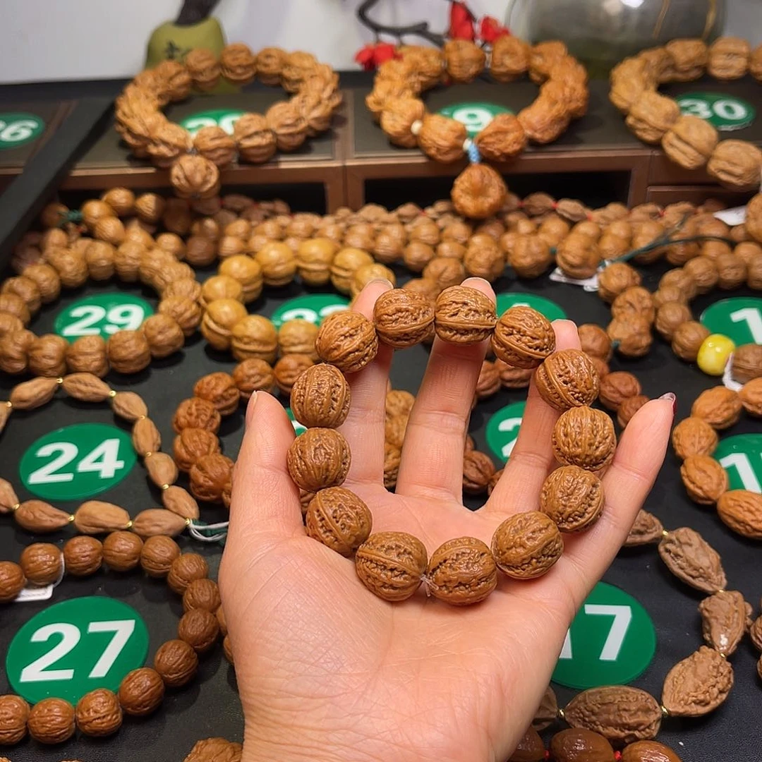 文玩核桃手串17尺寸八楞