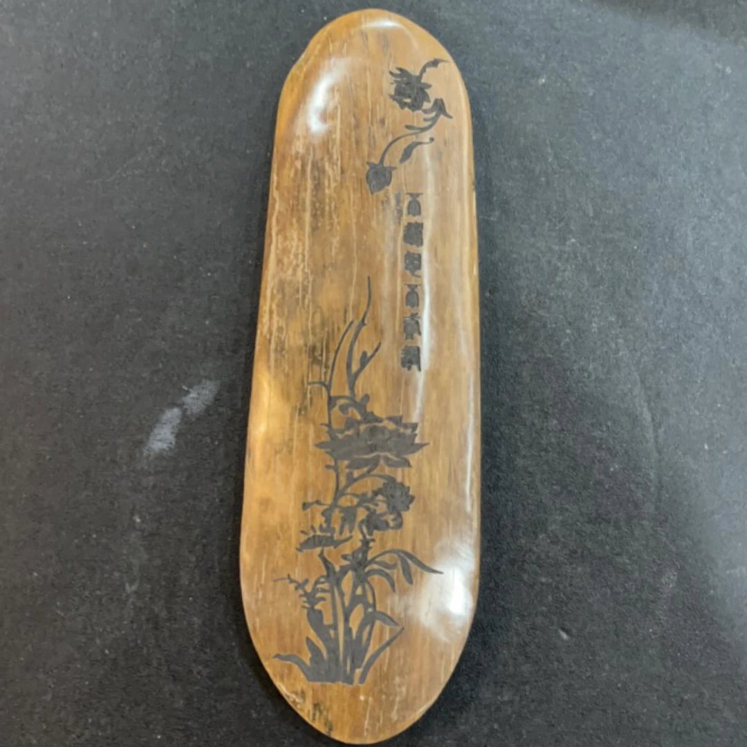 猛犸约81克雕刻件AG143