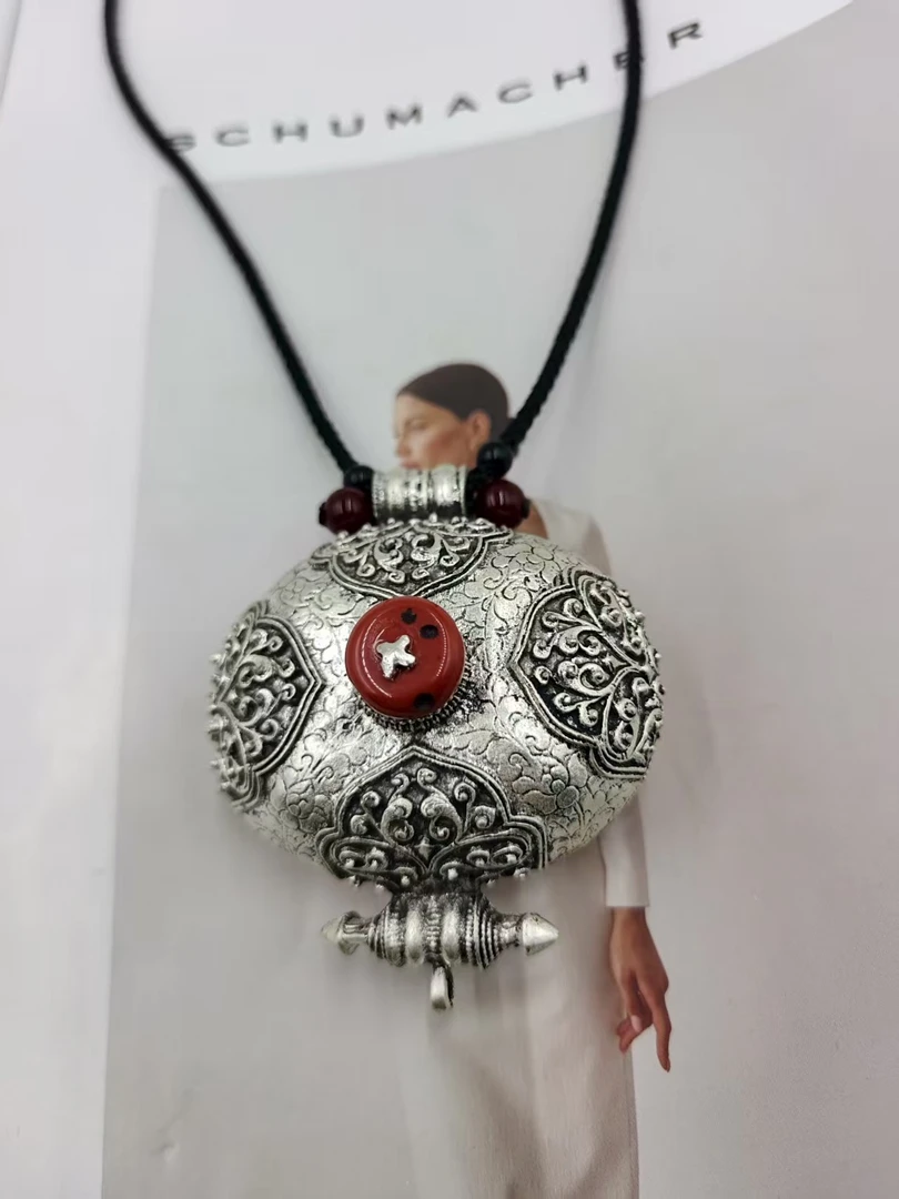 【新疆西藏包邮】2025流行新款藏族服饰配戴吊坠手工艺品材质铜合金