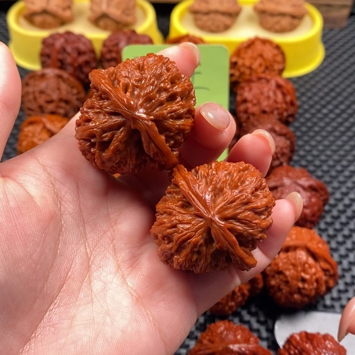 吊坠文玩核桃白狮子