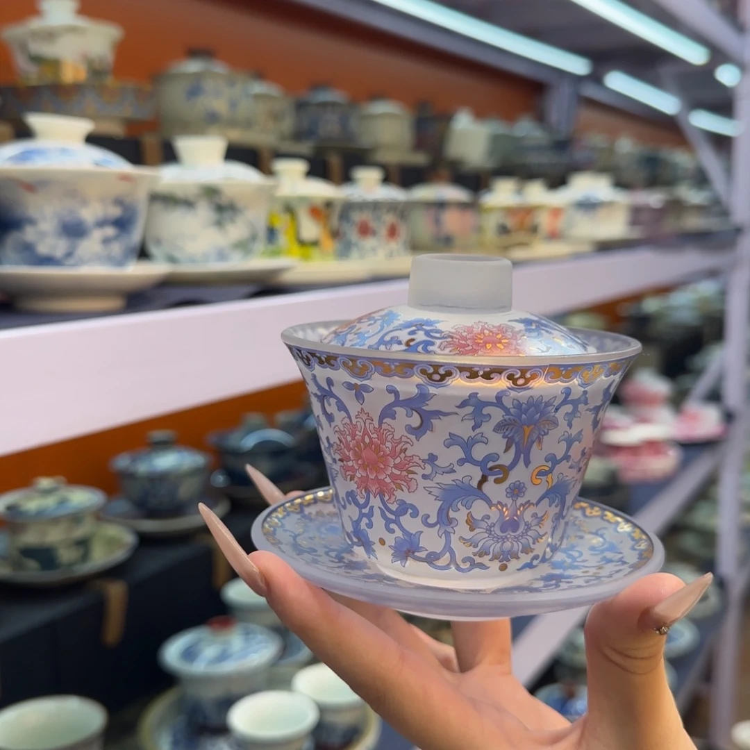 我在外面吃饭呢你在哪了我