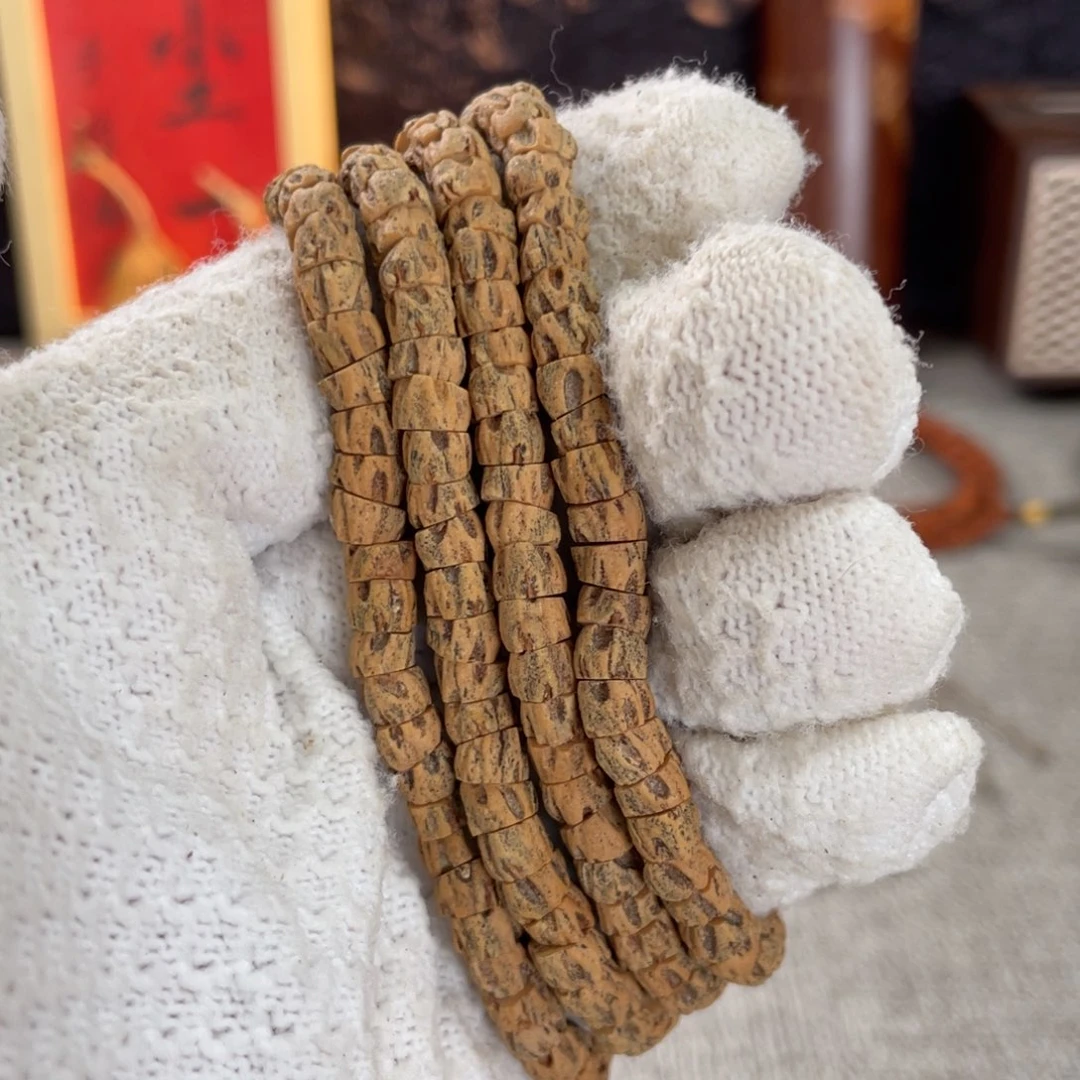 吊坠柏香籽/百香籽顺鬼肠