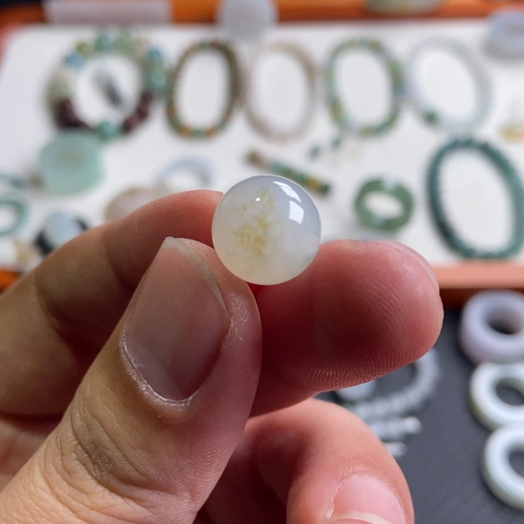 颈饰未镶嵌翡翠卡12.2圆珠