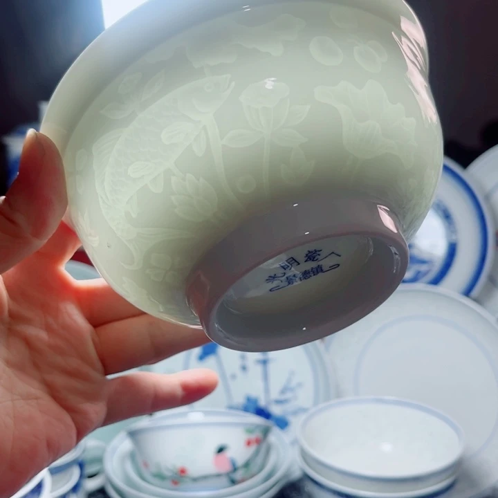 青花玲珑5.5寸饭碗鱼藻纹蔷**神