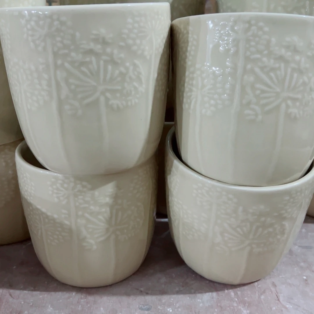 满10米包邮发货，默认打孔发货，不打孔联系客服备注。