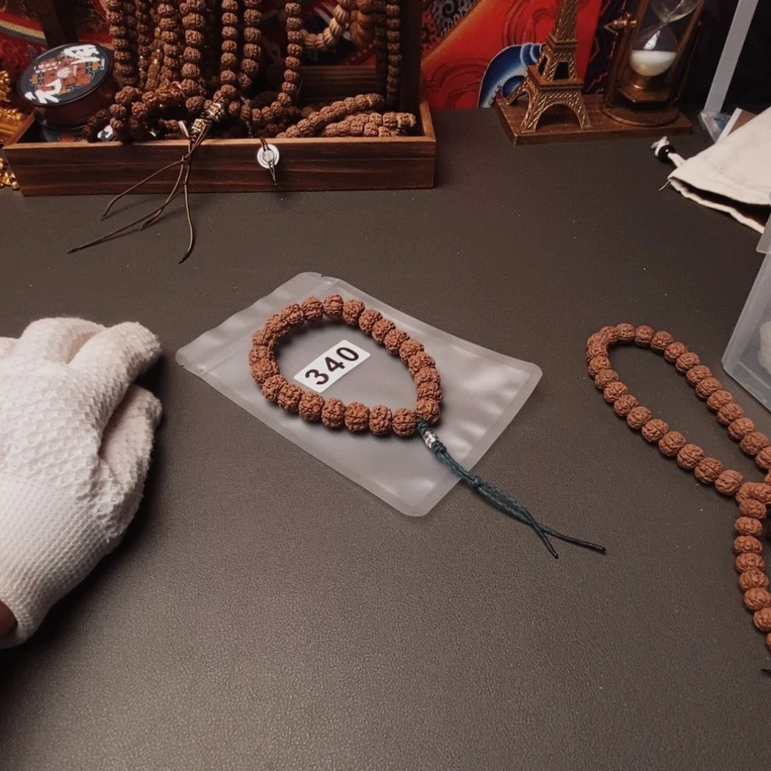 吊坠金刚菩提哦哦哦哦哦哦哦哦哦哦哦