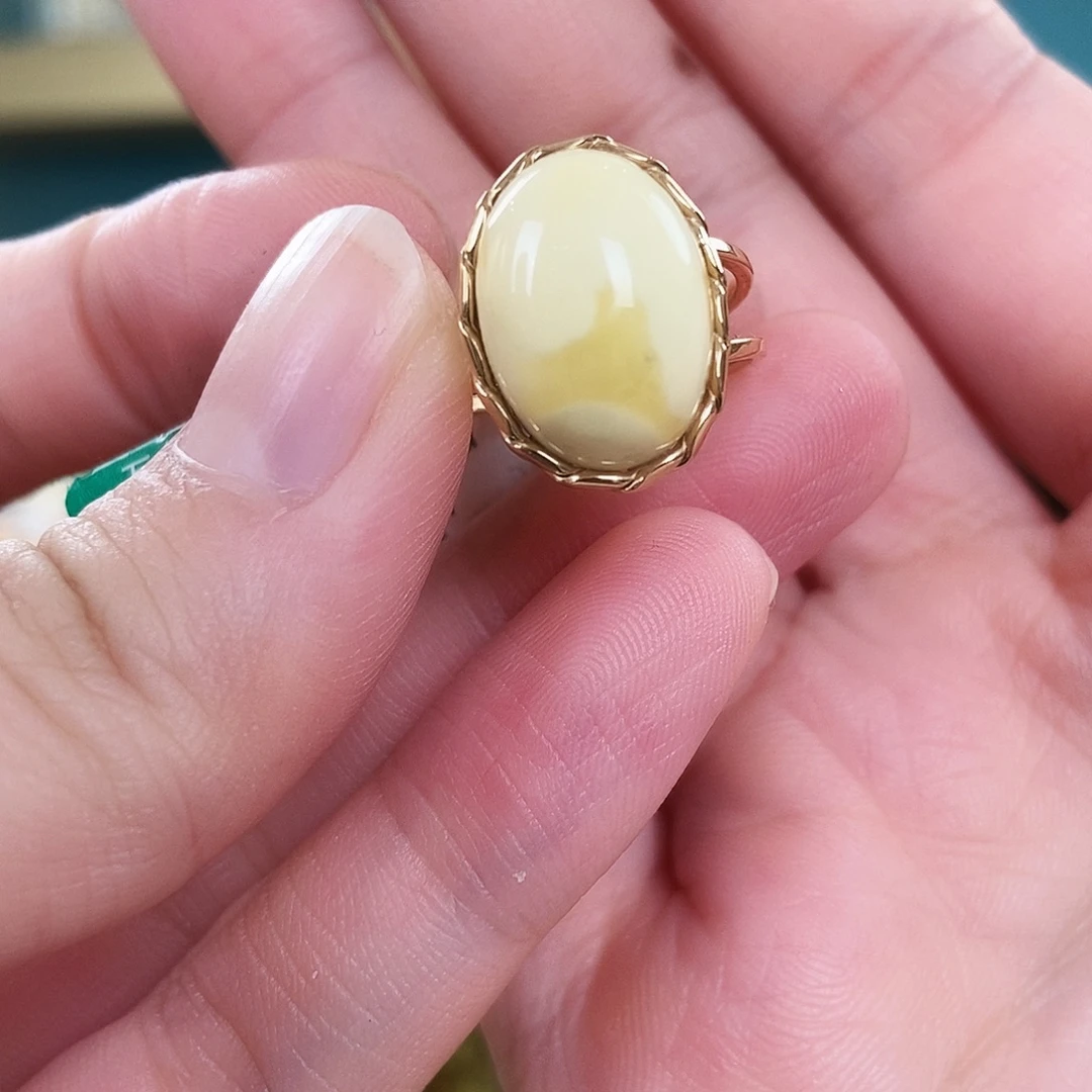 琥珀14K金镶嵌颈饰