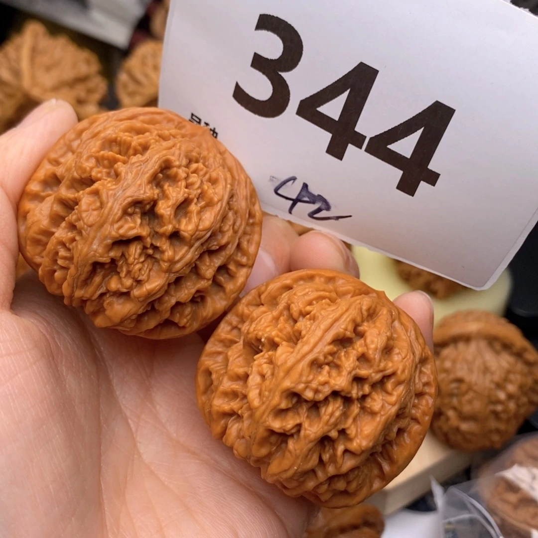 文玩核桃把件344号42粗筋