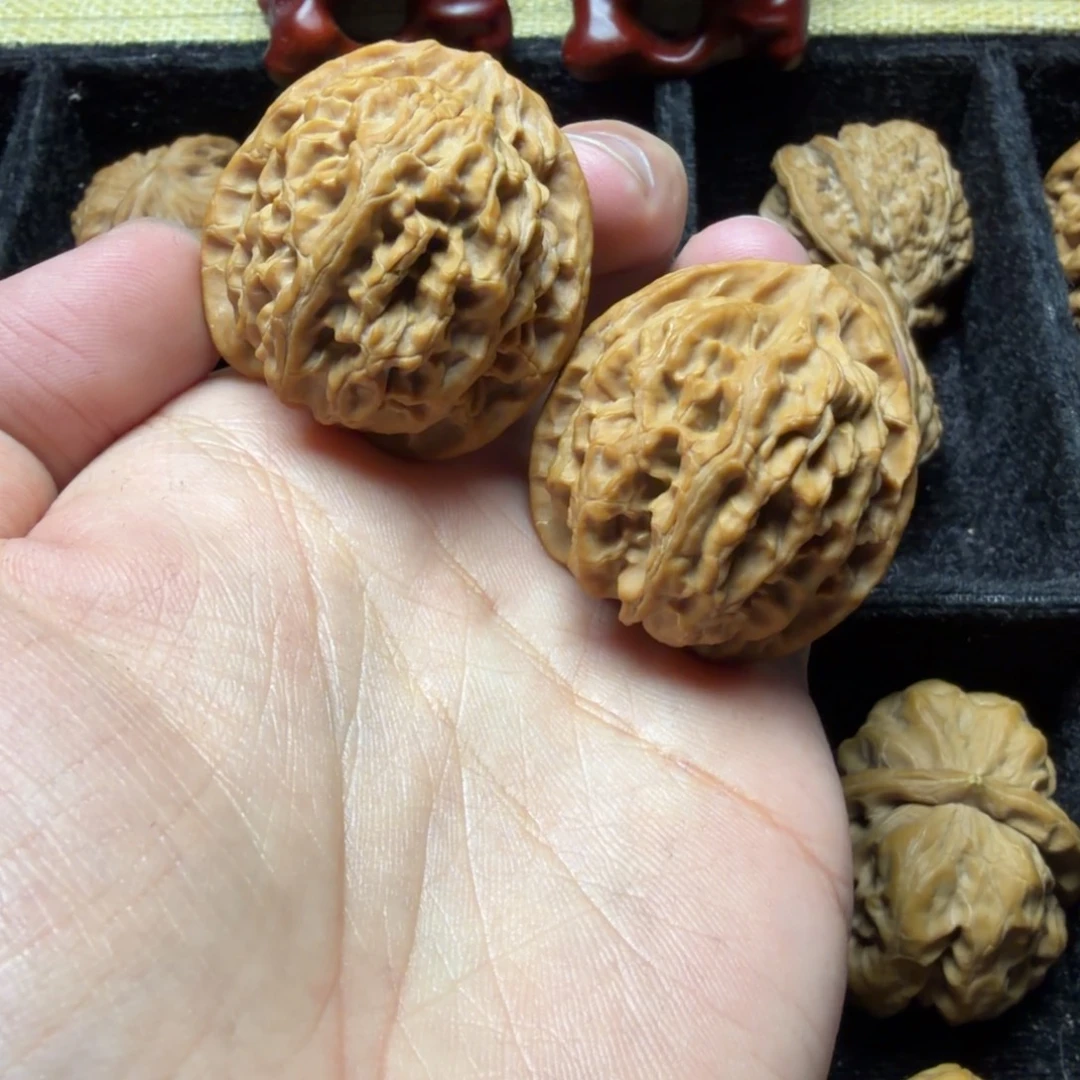 文玩核桃吊坠35唐县苹果园