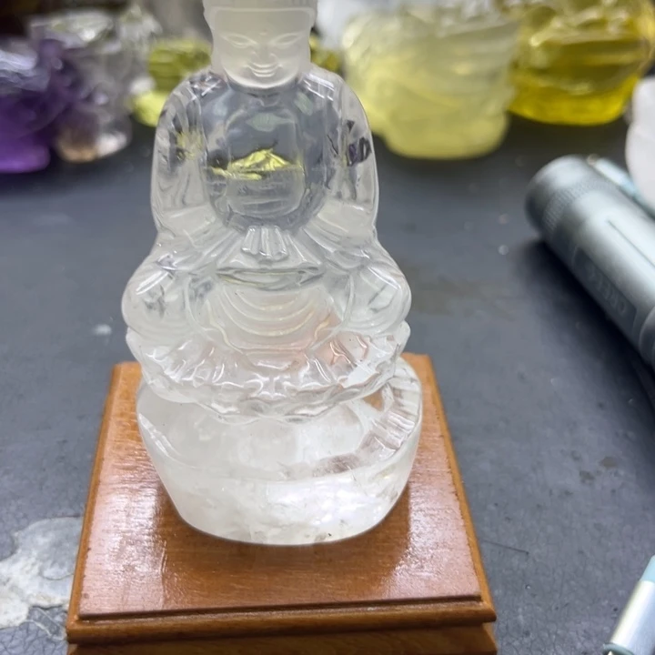 胡***萍未镶嵌珠宝半成品水晶摆件