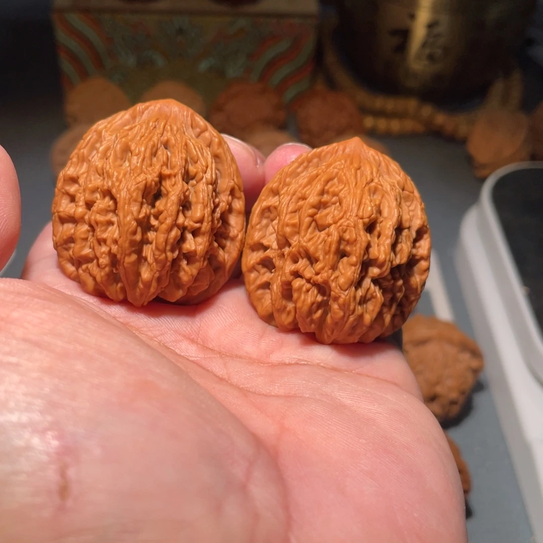 小***！桃核吊坠麦穗虎头