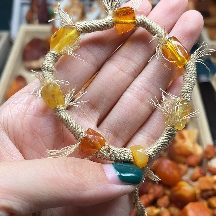 琥珀未镶嵌珠宝奇石