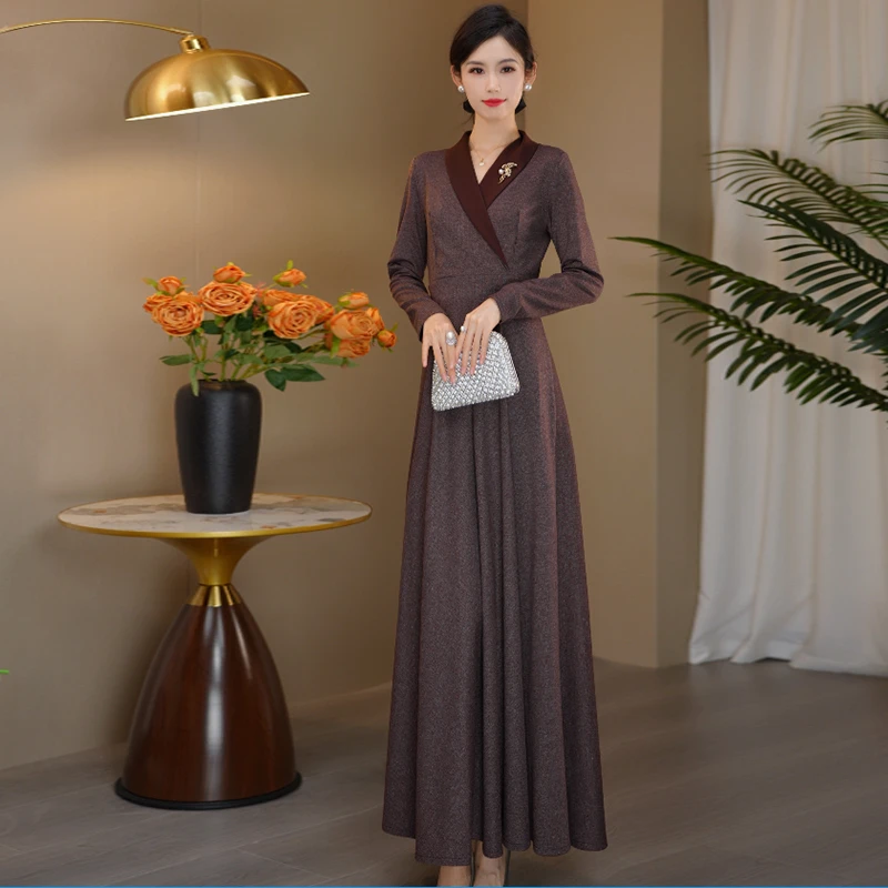 秋冬新款长袖连衣裙女收腰显瘦气质长裙大码遮肉长款过膝大摆裙子