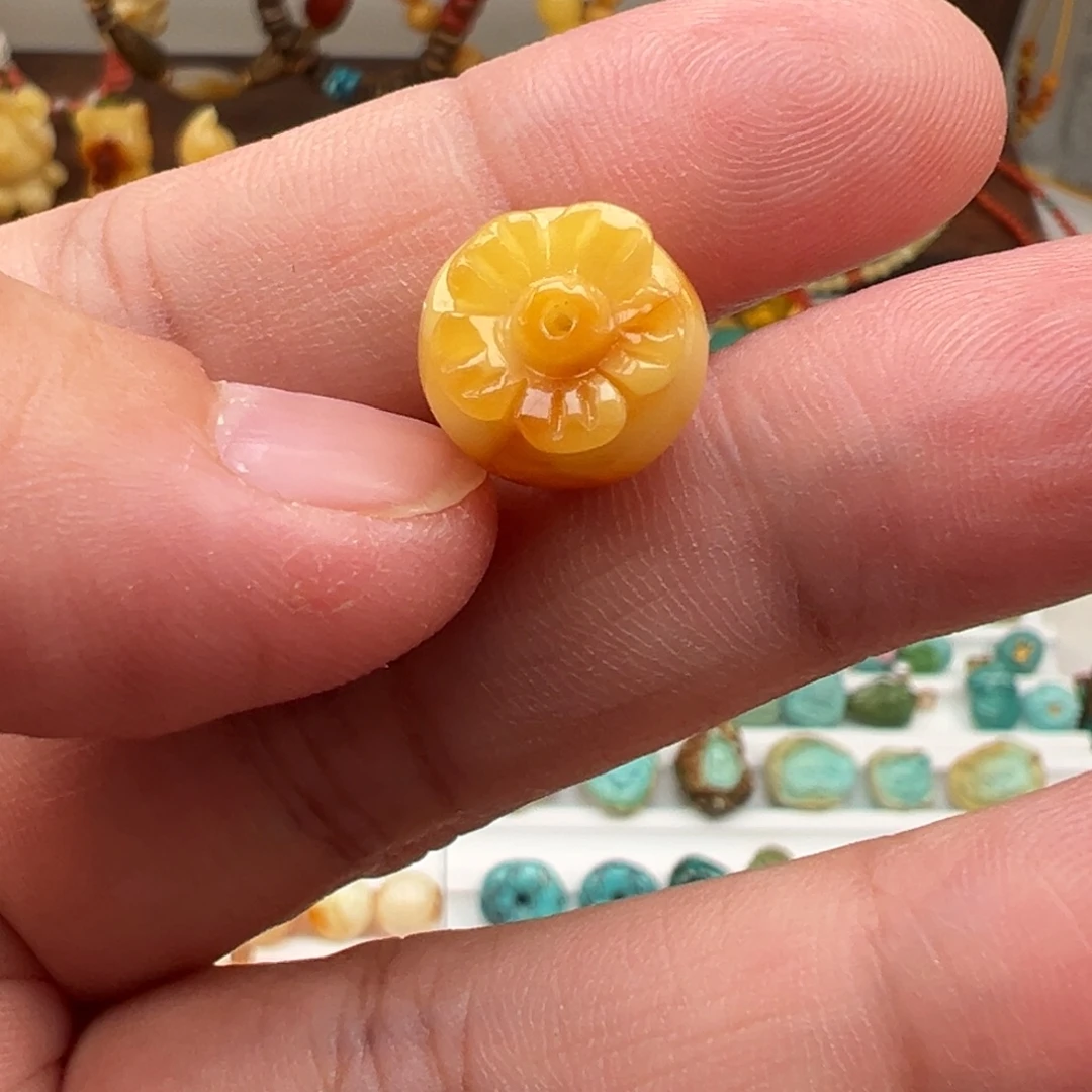 琥珀未镶嵌吊坠(不含链)