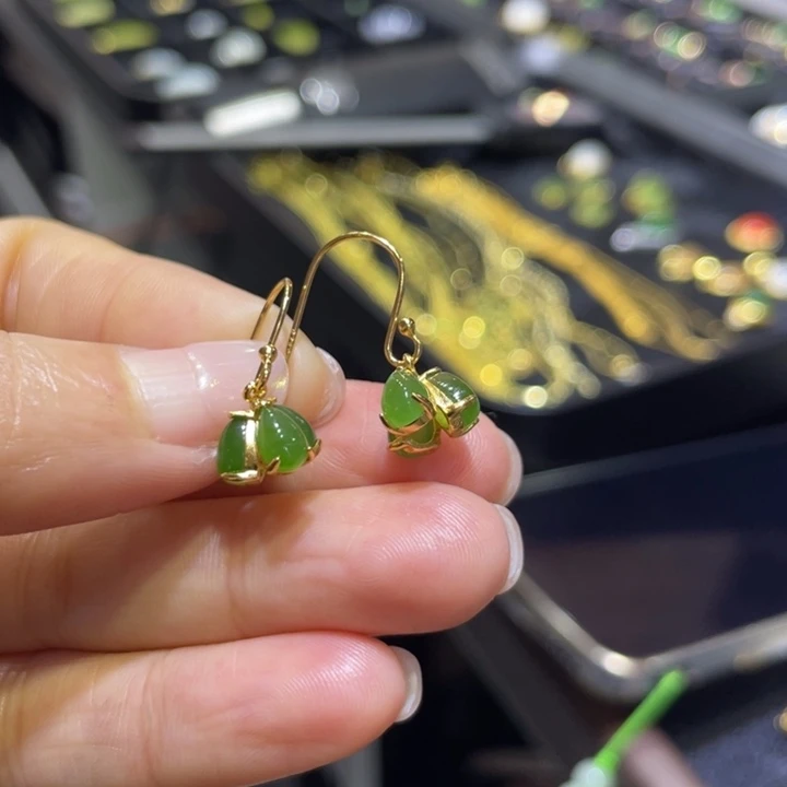 和田玉银S925镶嵌耳饰