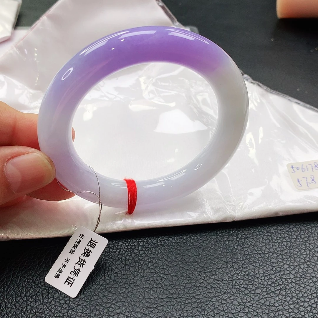 未镶嵌手镯翡翠天然翡翠手镯