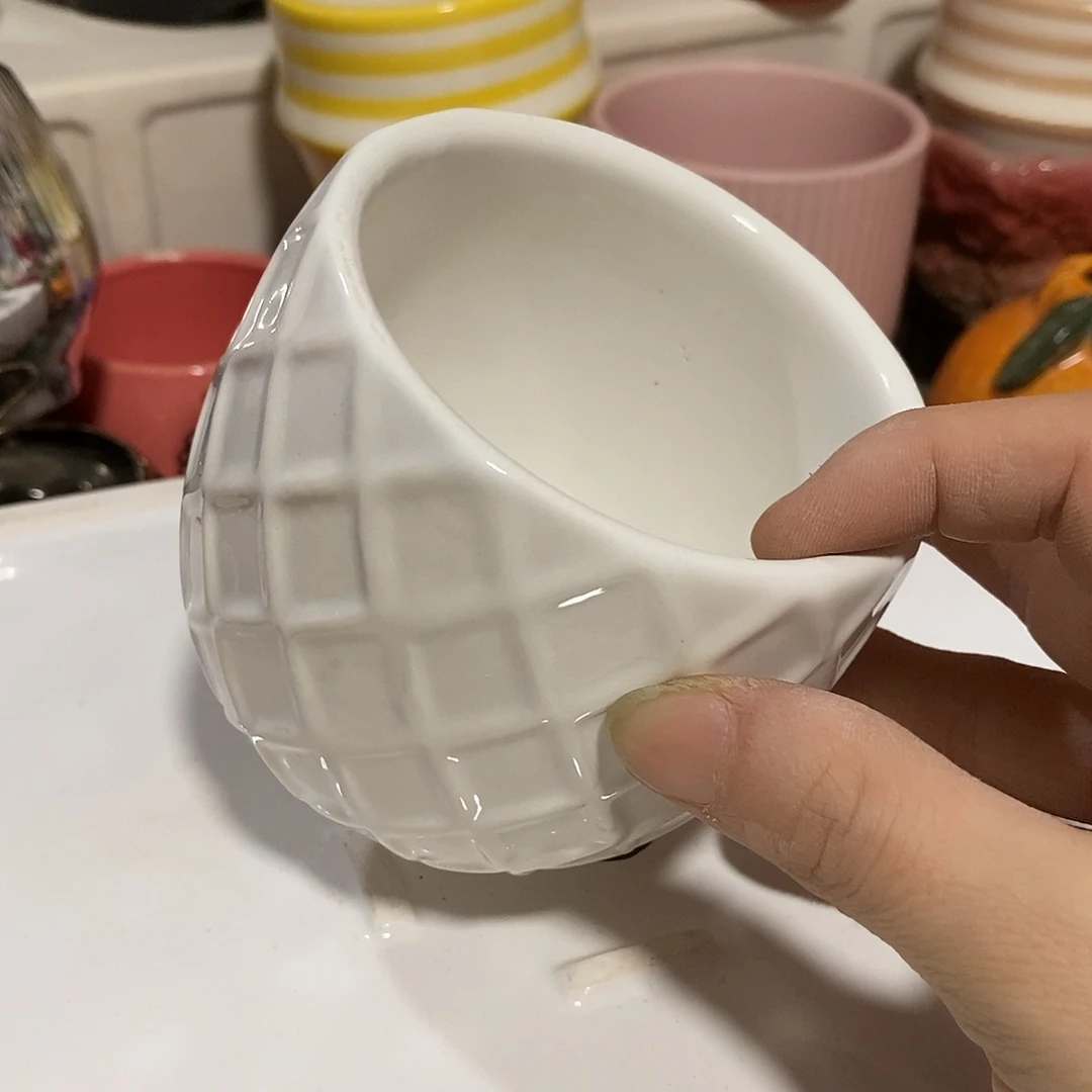 杯子陶盆有孔 瑕疵介意勿拍