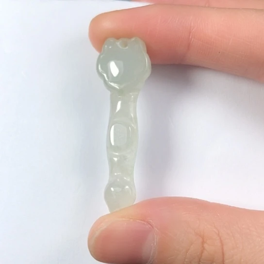 翡翠未镶嵌颈饰缅甸A货，每天下午1点半开播