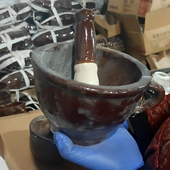 瓷片陶瓷盘子碗啥都有