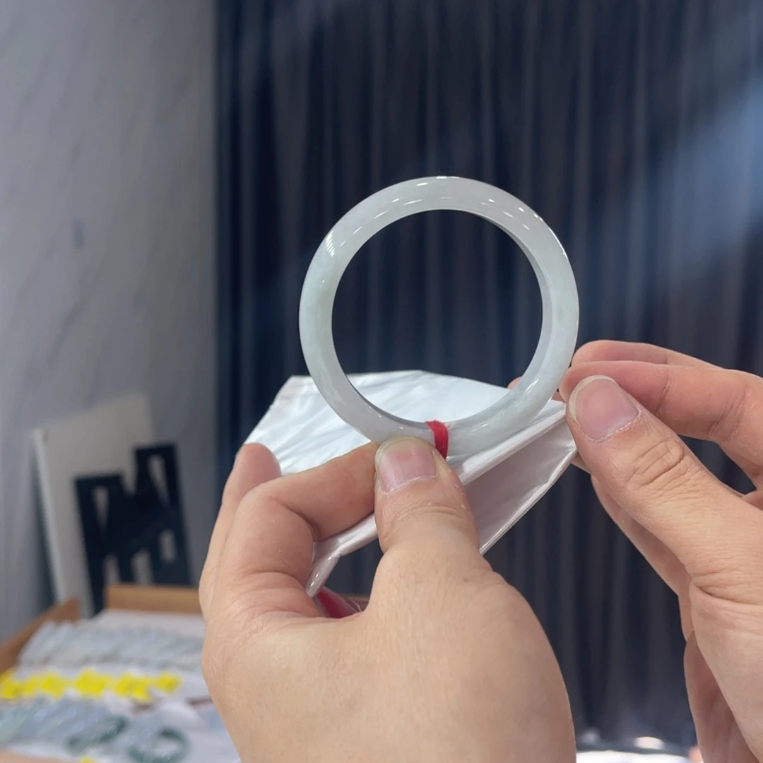 翡翠手镯未镶嵌纯天然缅甸翡翠A货买断