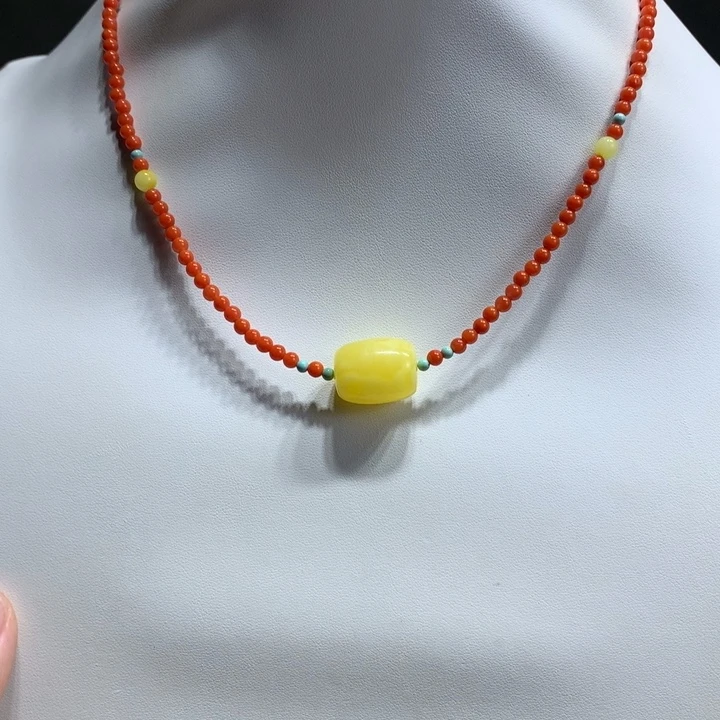 蜜蜡未镶嵌颈饰桶