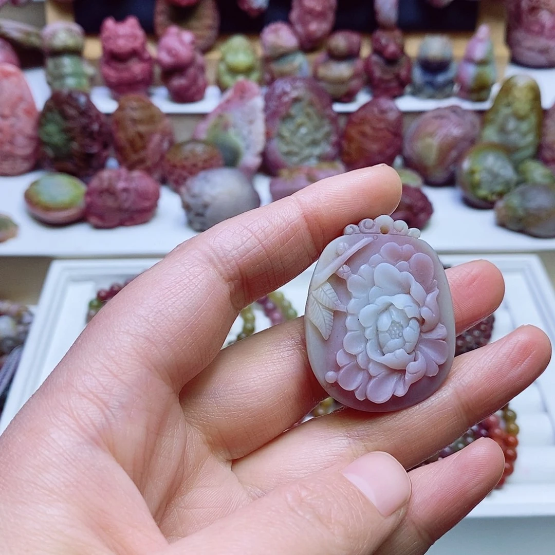 玛瑙/玉髓盐源玛瑙吊坠未镶嵌