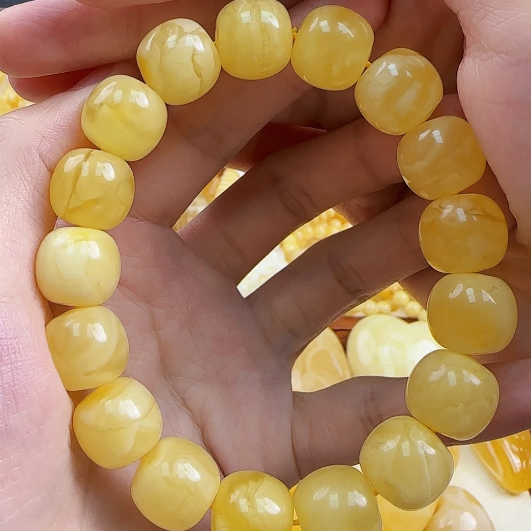 蜜蜡未镶嵌珠宝奇石