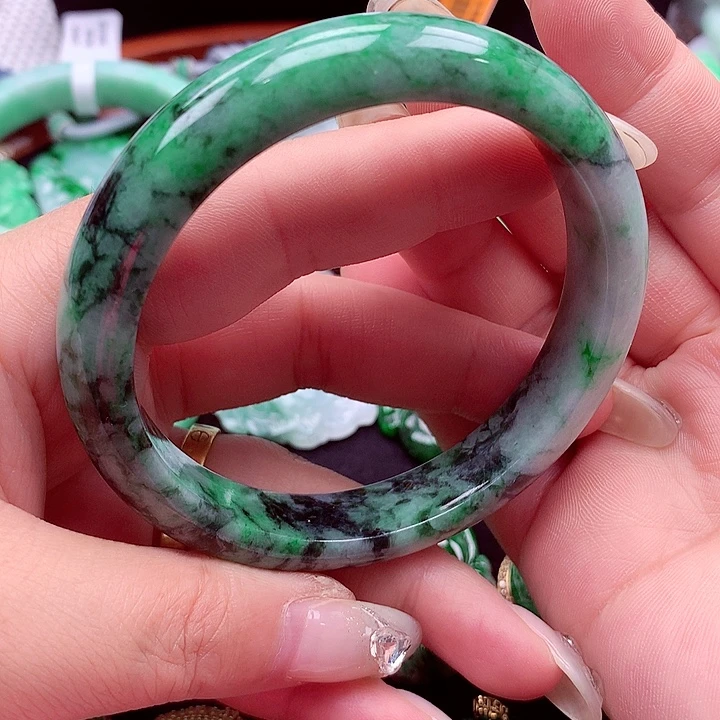 翡翠未镶嵌手镯翡翠手镯